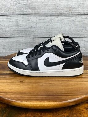 Nike Air Jordan 1 Low Panda Black White Shoes DC0774-101 Women’s Sneaker Size 9